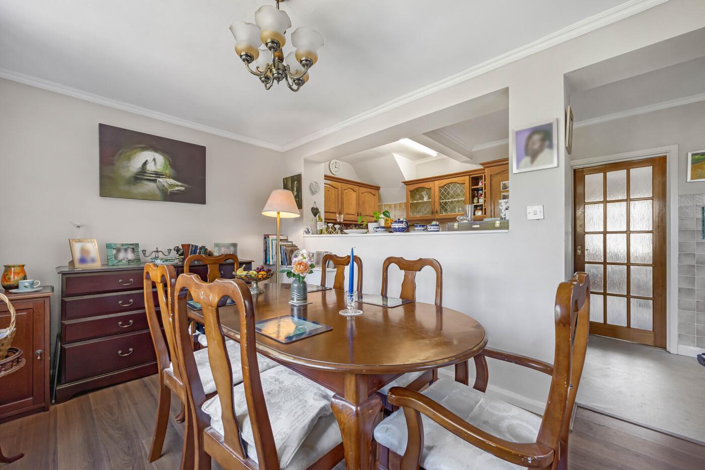 2 bed property in Mount View, Henley-On-Thames